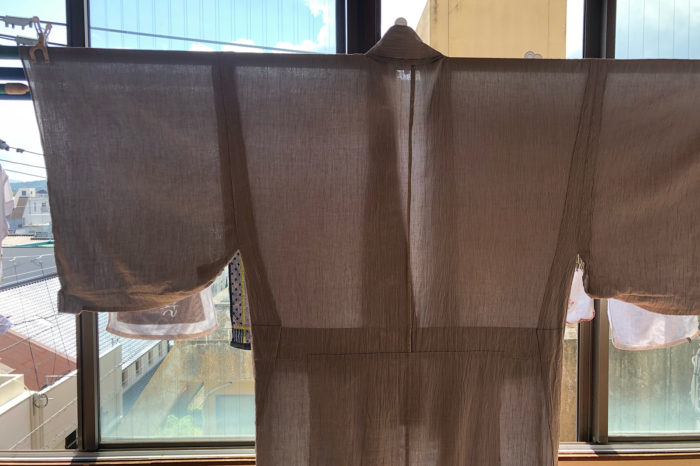 毎日洗っては干す、綿や麻。