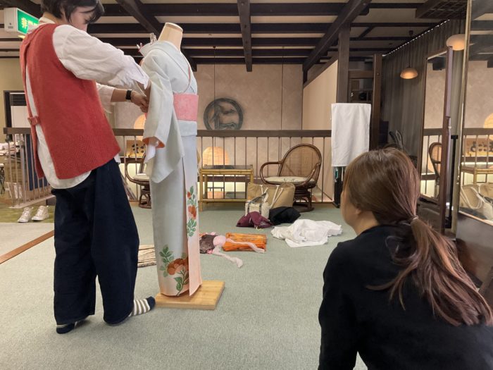 優等生の着付レッスン。