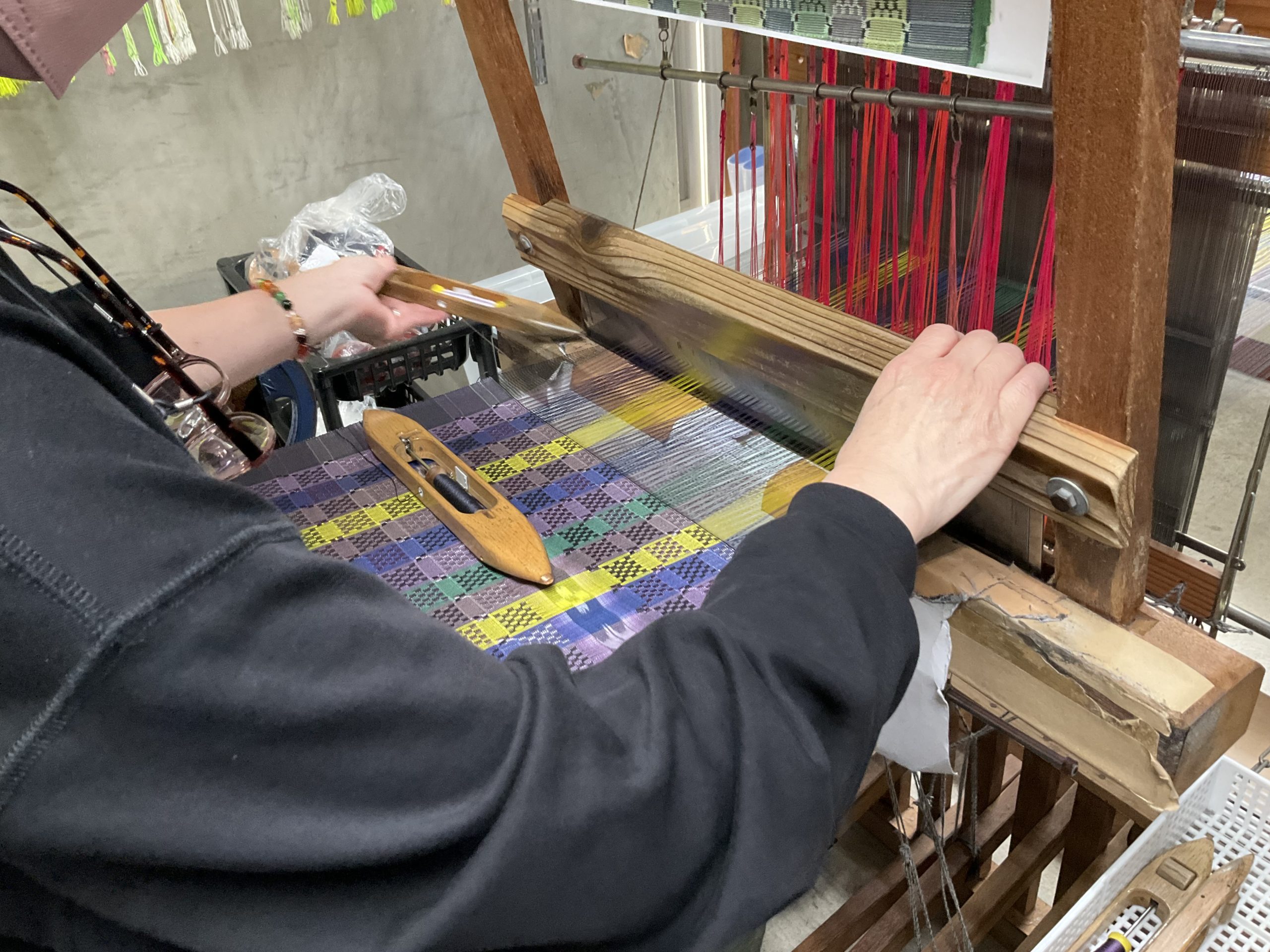 ひと目惚れで予約した帯は、唐津で見てなお美しい。