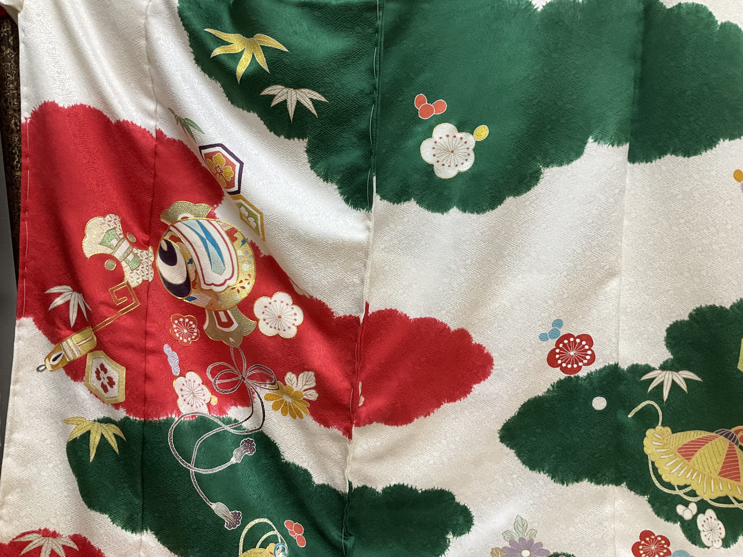 特に当てはないくせに欲しくなってしまった桶絞りが素敵すぎる振袖